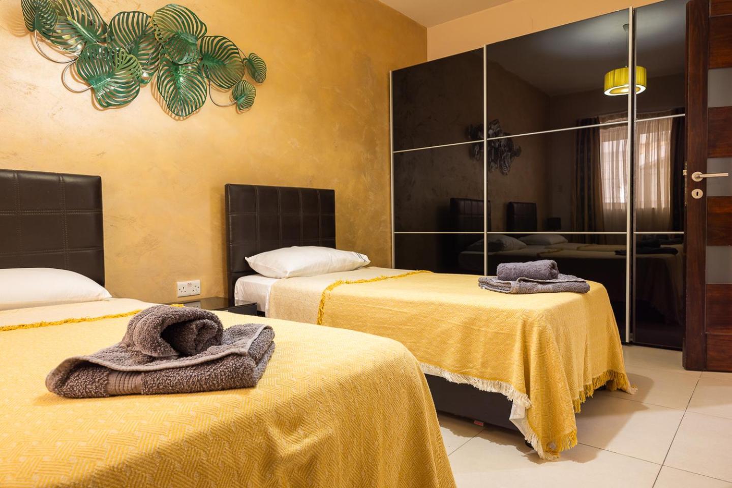 Balluta Bay Spacious Apt - 2Br 斯利马 外观 照片